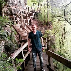 Meet your Posher, Gavin